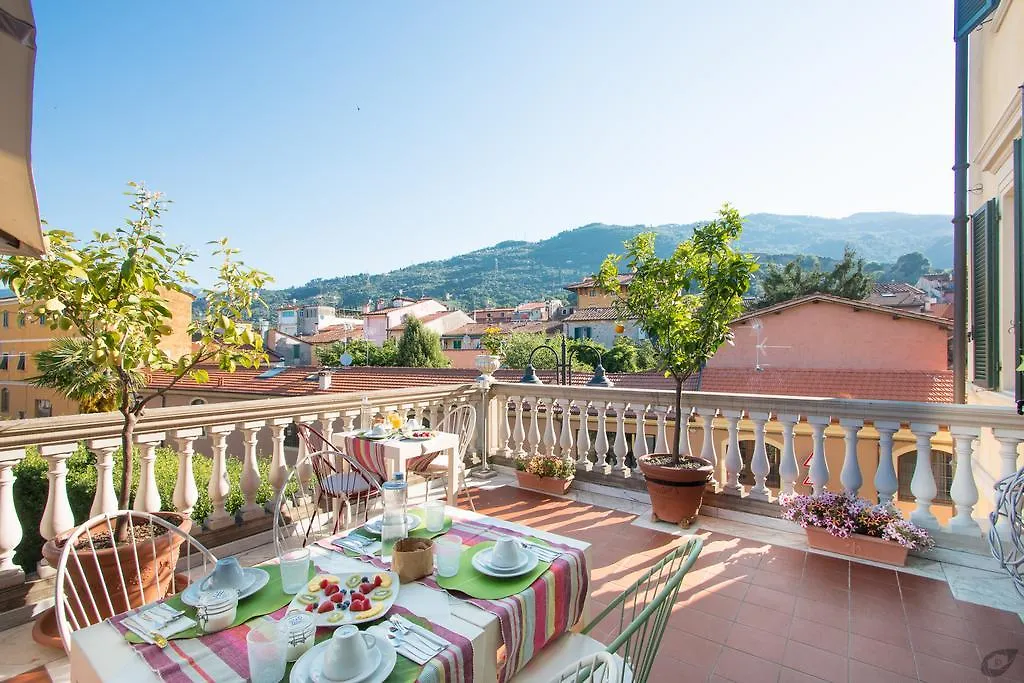 Bed & Breakfast B&B La Sosta Degli Artisti Pietrasanta Italy